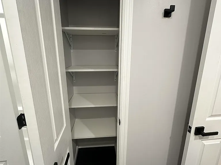 24 New St #2 — Photo 16