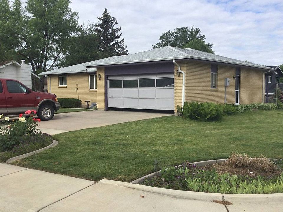 1st image of 2403 27th Avenue Pl