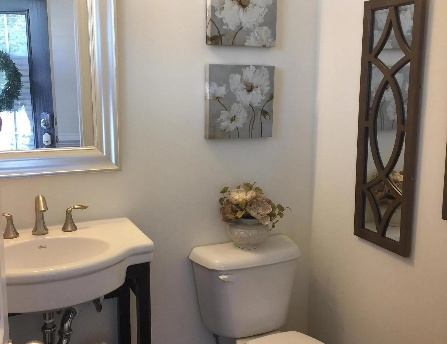 3 bed, 2.5 bath, 1800 sqft, $2,050 — Photo 4