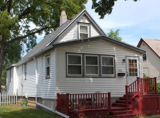 5914 W Saint Paul Ave, Milwaukee, WI 53213