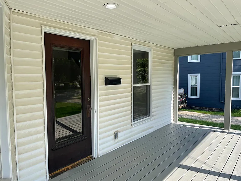 94 N Main St — Photo 6