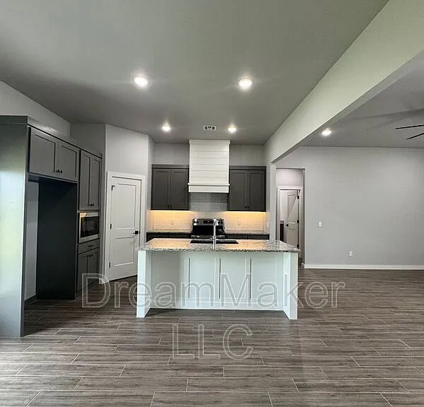 5229 Lily Ln — Photo 4