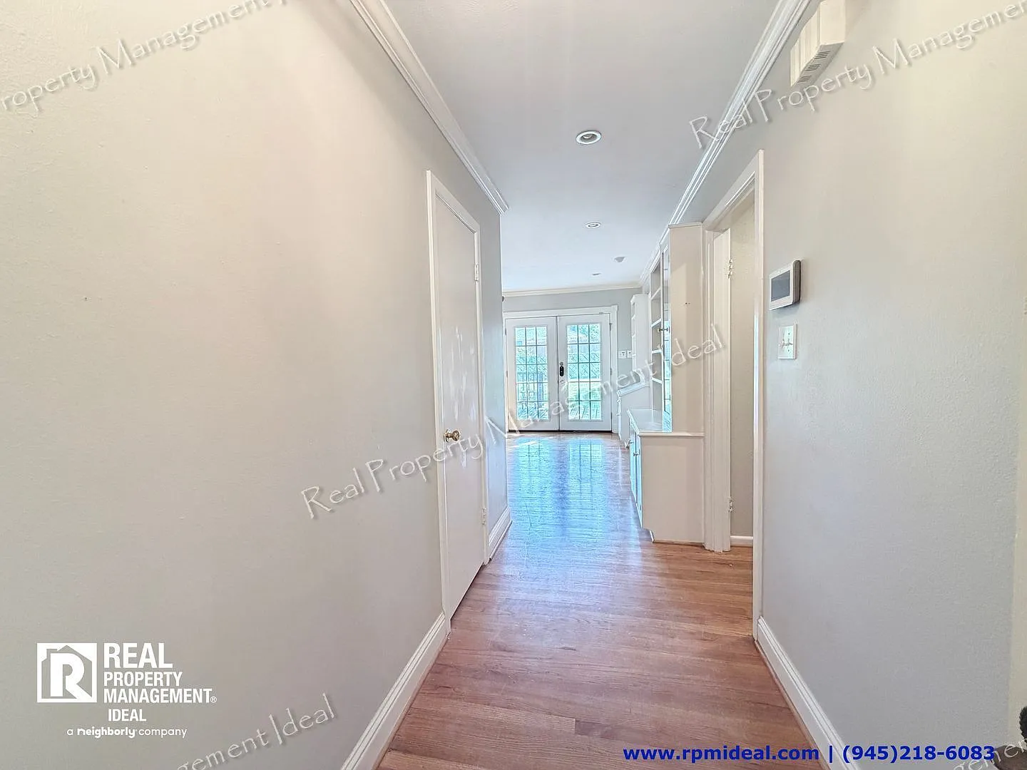 3 bed, 2.0 bath, 1426 sqft, $2,799 — Photo 3