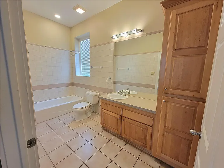 2315 Harborside Dr #206 — Photo 10