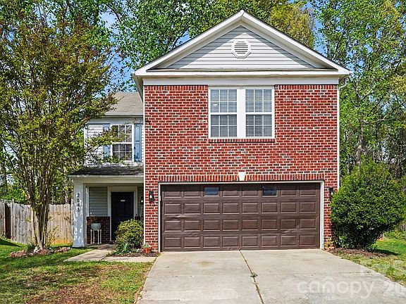 2nd image of 2648 Stream Bank Dr