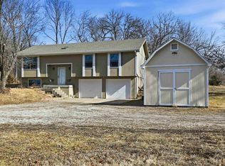 12178 Q Rd, Hoyt, KS 66440