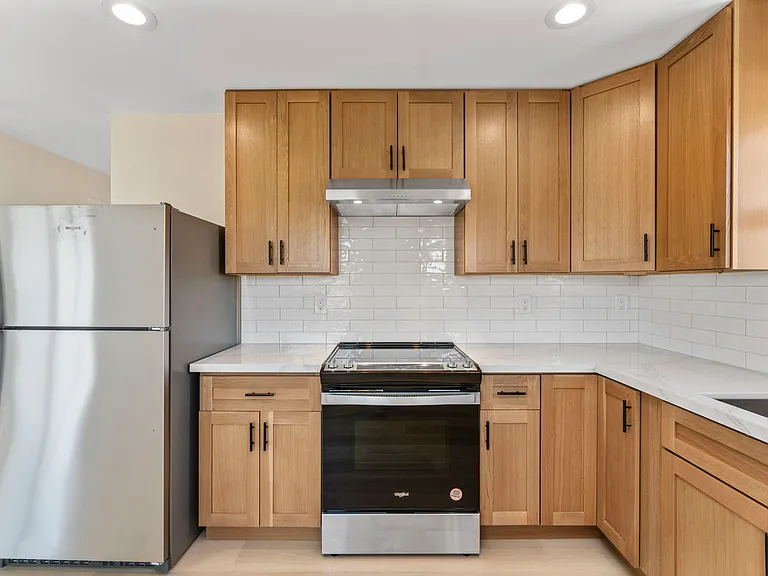 3288 Logan Ave #1 — Photo 4