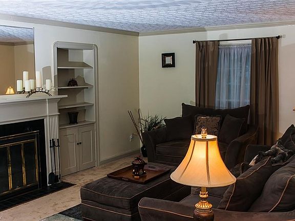 5th image of 1551 Delia Ave
