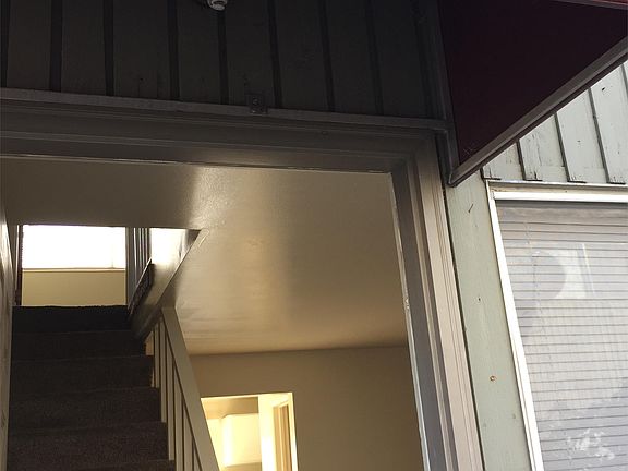 2nd image of 160 E Townhouse Ct