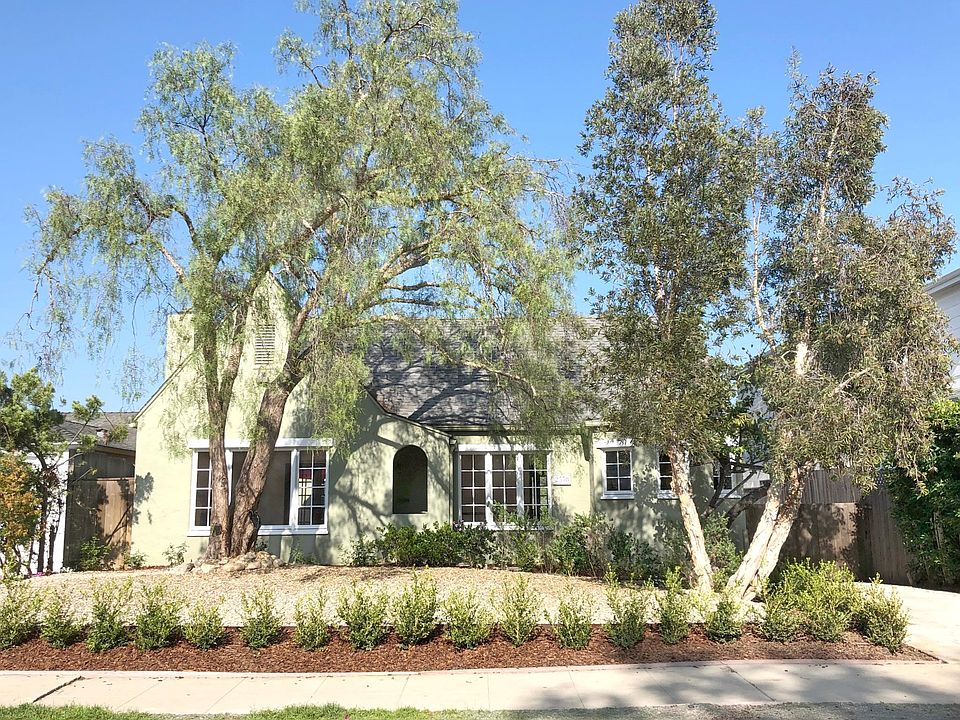 1st image of 2538 Aiken Ave