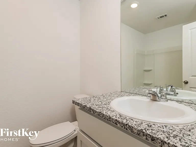 10610 McClintock Dr — Photo 14