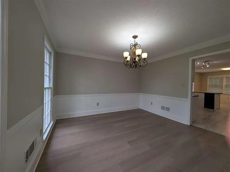 443 Cricket Ridge Ct — Photo 17