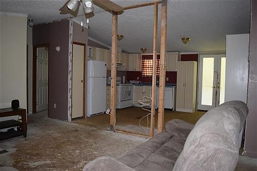 5th image of 301 County Road 440