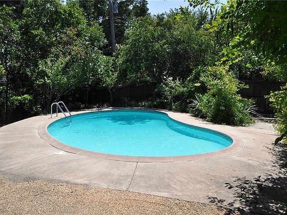 2nd image of 7222 Eccles Dr