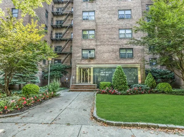 138-20 31st Road image 1 of 16