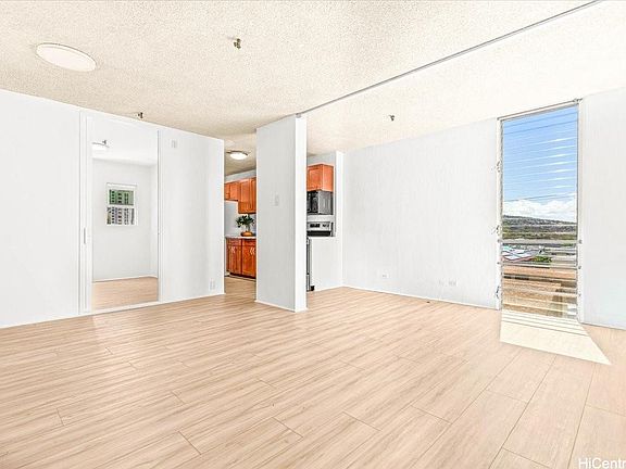 2nd image of 1226 Alexander St APT 505