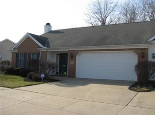 104 Chimney Rdg, Chardon, OH 44024