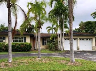 12900 SW 112th Ave, Miami, FL 33176