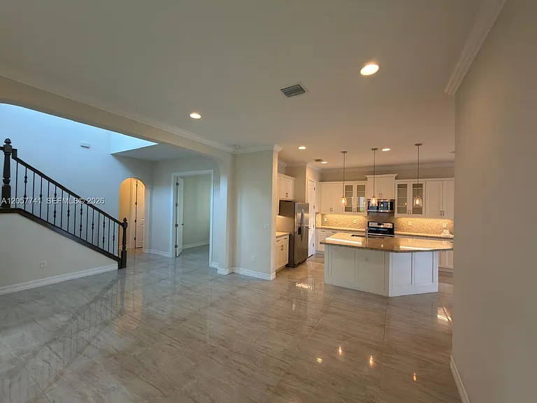 455 SW 113th Ln #455 — Photo 5