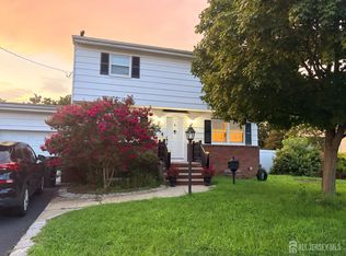 4 Bucknell Dr, Hazlet, NJ 07730