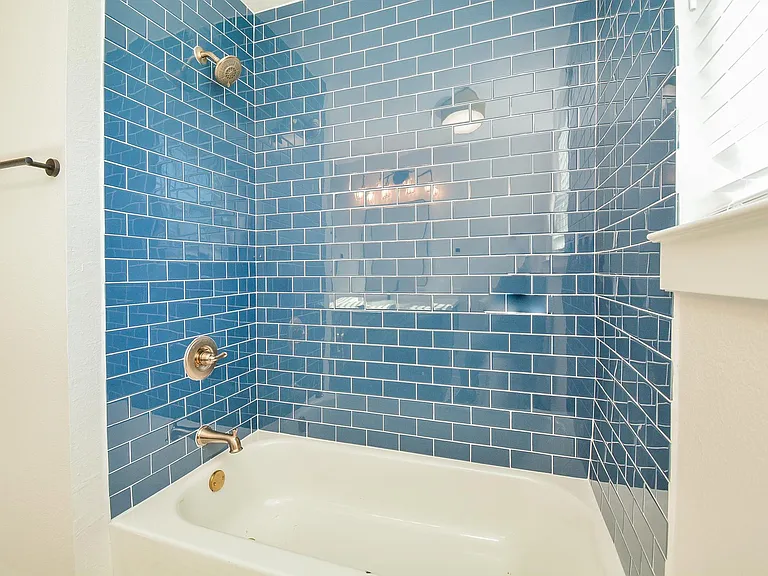 2916 Arbor St — Photo 18