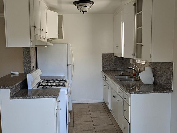 2nd image of 1129 E Ocean Blvd APT 16