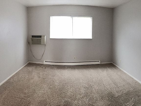 4th image of 2322 30th St SW APT 7