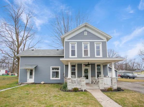 1002 S Martin St, Ligonier, IN 46767