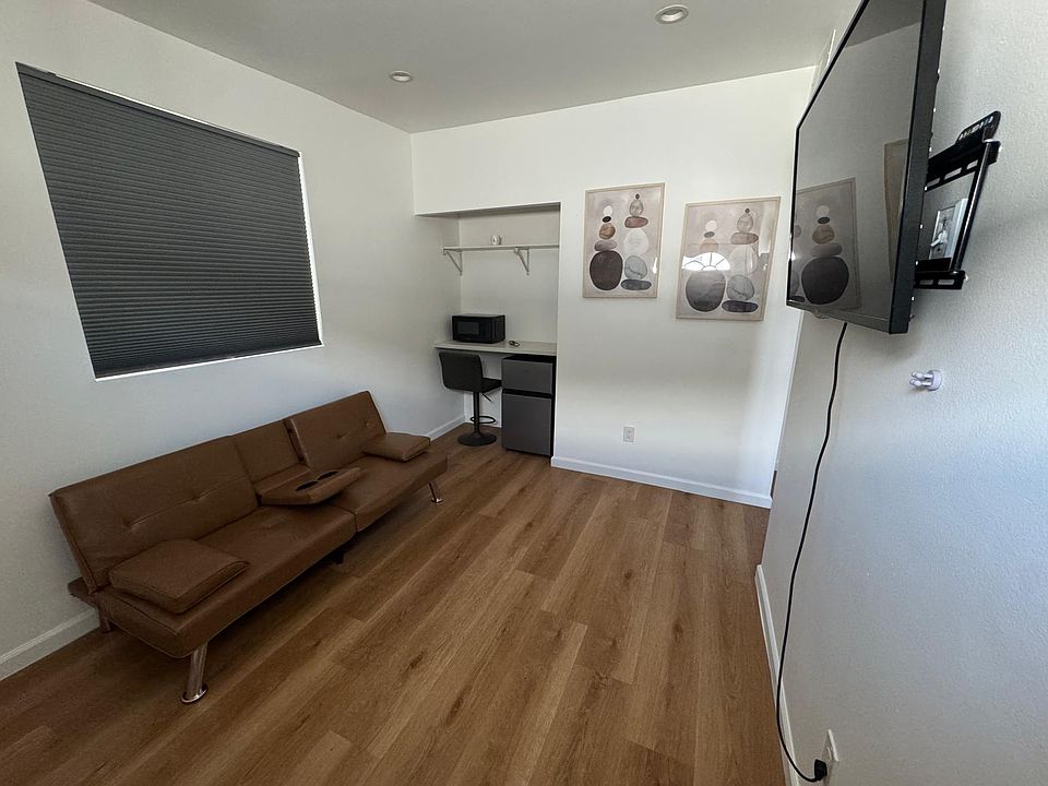 1st image of 11633 Herrick Ave