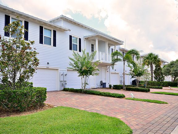 2nd image of 1315 N Jeaga Dr