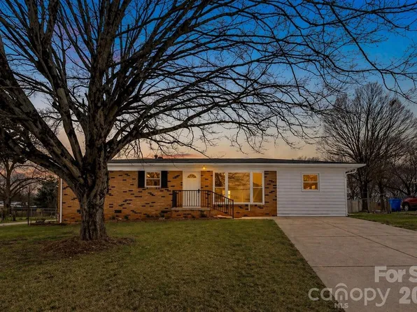 2621 Sherry Ln, Gastonia, NC 28054