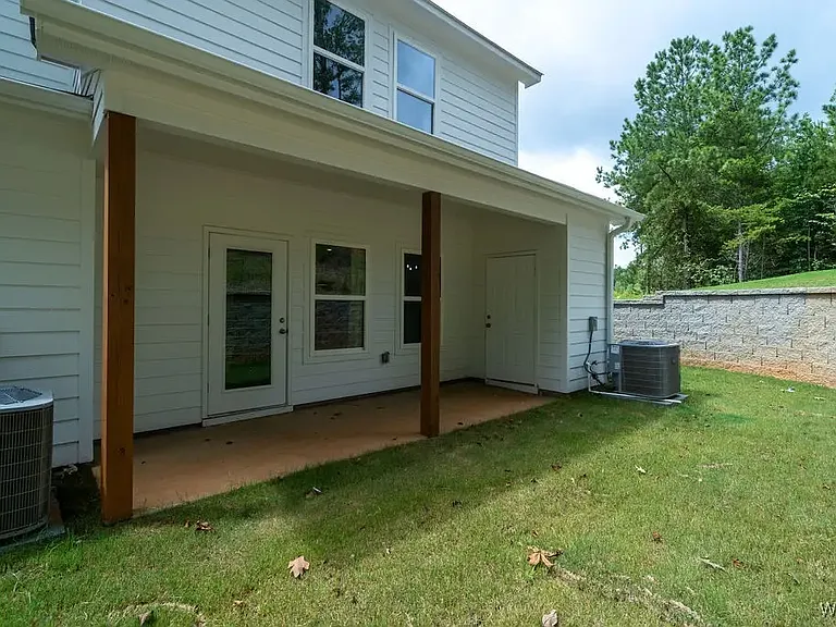 22105 Cove Ln — Photo 29