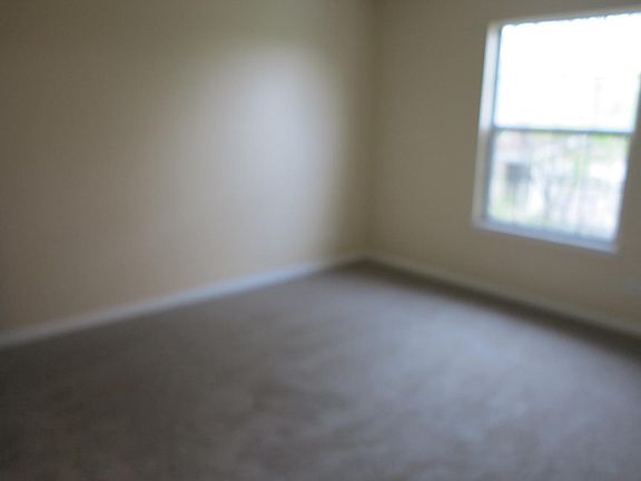 5th image of 224 Brett Cir Unit C