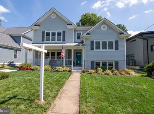 2407 N Rockingham St, Arlington, VA 22207