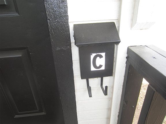 5th image of 116 Goodman St