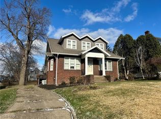 912 Robbins Ave, Niles, OH 44446