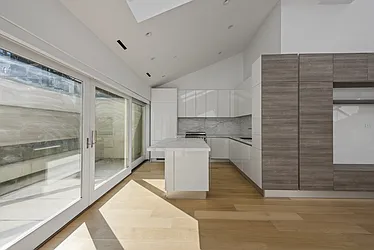 Rented by Nest Seekers International