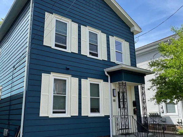 88 Lyon St #1, New Haven, CT 06511