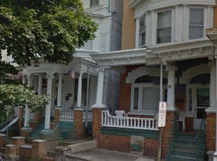230 W Oak St, Shenandoah, PA 17976