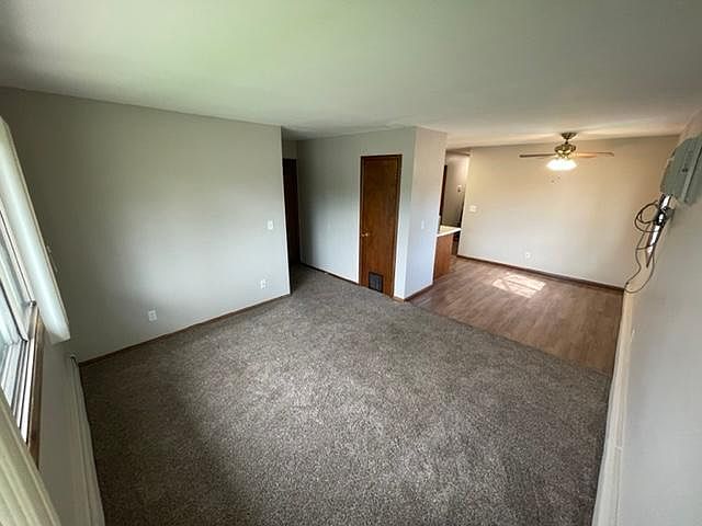 Unit 2 - Living Room (fresh paint, shampooed carpet, wall air conditioning)