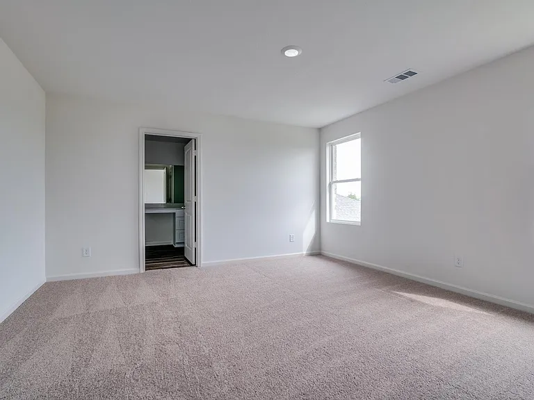 1876 Lockhart Dr — Photo 15