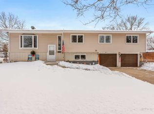 357 Buckingham Dr, Crystal Lake, IL 60014