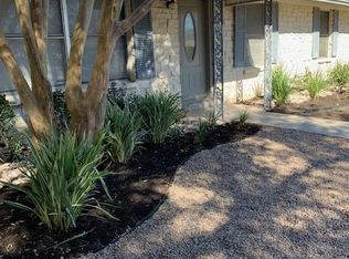 313 E Byrd Blvd, Universal City, TX 78148