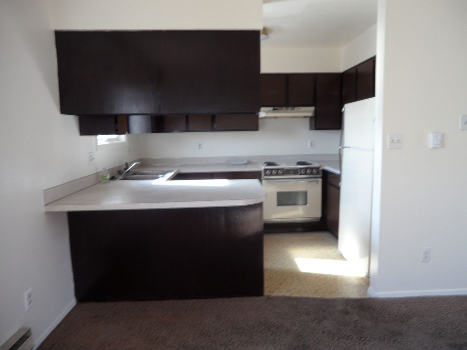 1st image of 715 Beaufort St APT A