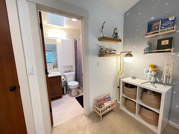 5th image of 17834 NE 95th Ct