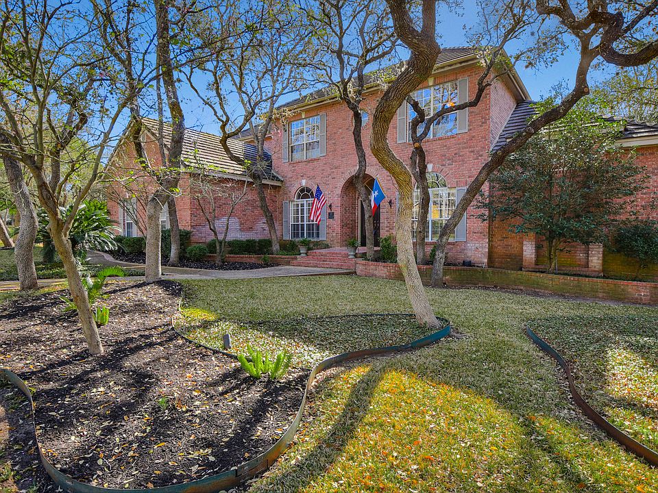 1st image of 12 Westelm Cir