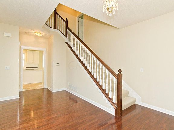 4th image of 5189 Hanover Close