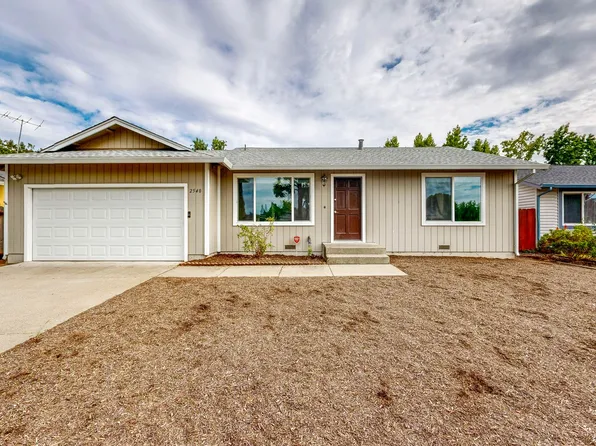 2540 Campbell Dr, Santa Rosa, CA 95407
