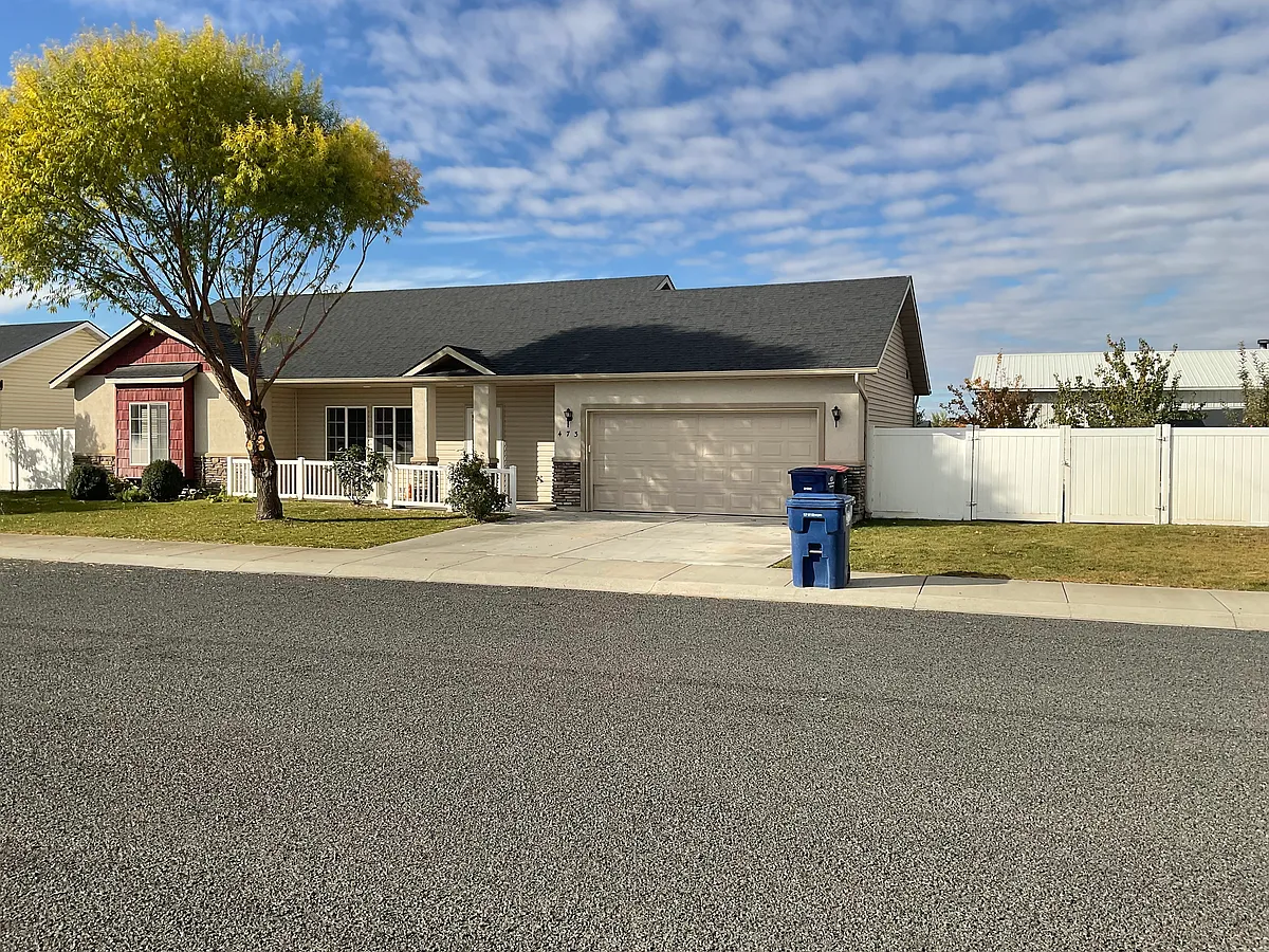 Building Photo - 473 Carter Dr