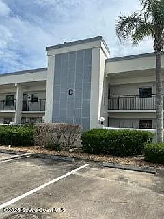 2 bed, 2.0 bath, 1336 sqft, $2,500 — Photo 1